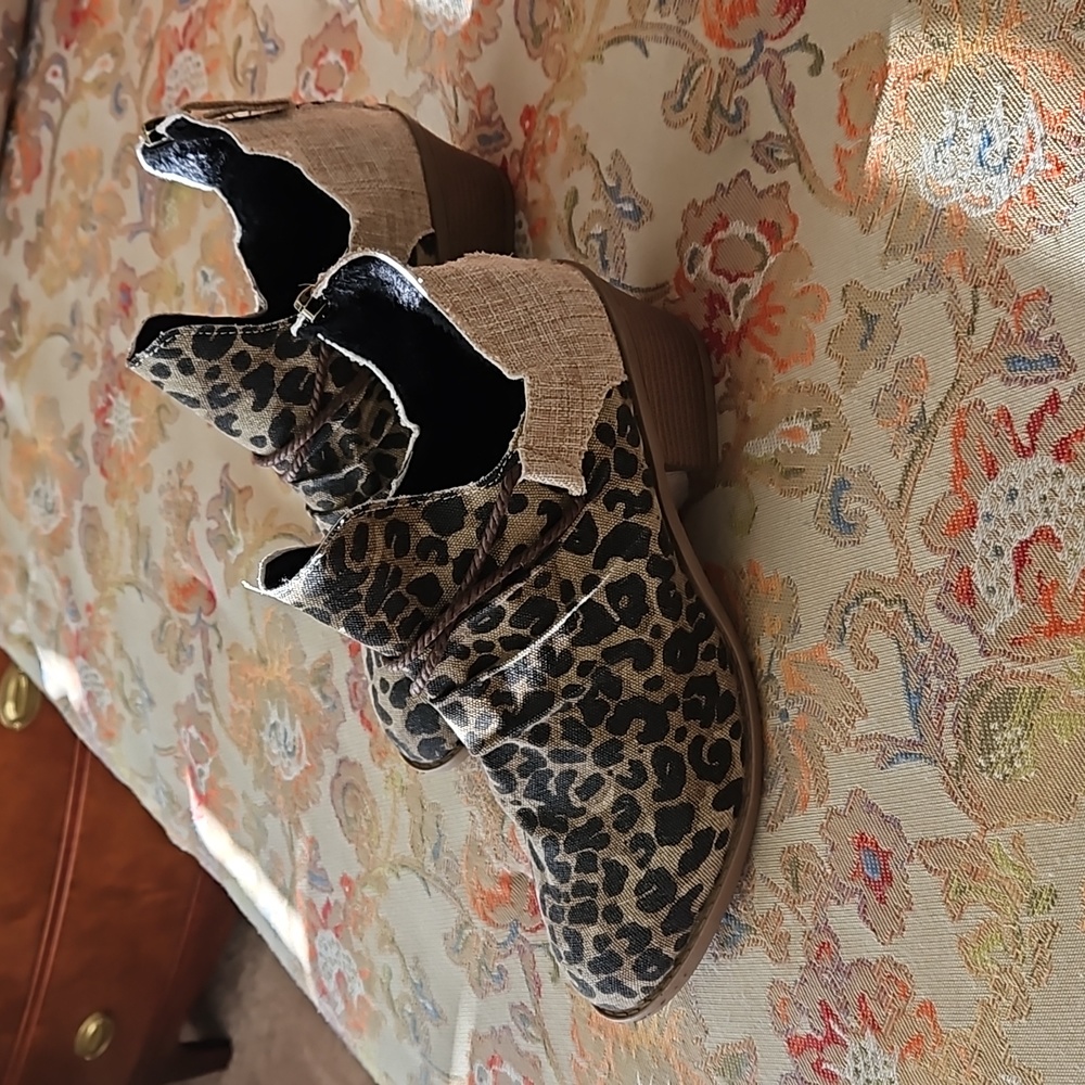Slip-on Animal Print Bootie